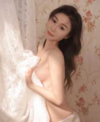 白云极品白嫩女优-梦儿（热)