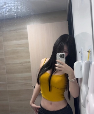 可盐可甜萌学妹